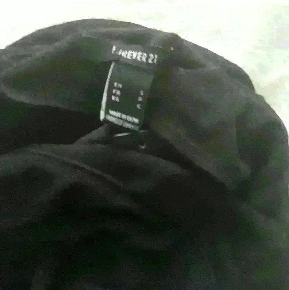 NWT Forever 21 sexy party/cocktail wedding office skirt side slit size small - Picture 5 of 6